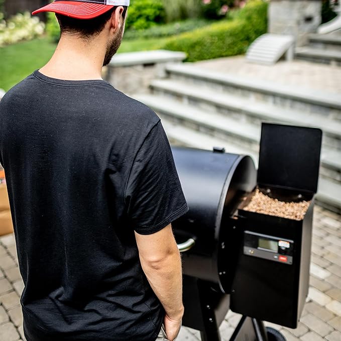 Bear Mountain All Natural Wood Pellets for Smoker, Grill & BBQ, 40 Lbs, Oak - Premium Hardwood Barbecue Pellets for Indoor and Outdoor Grilling