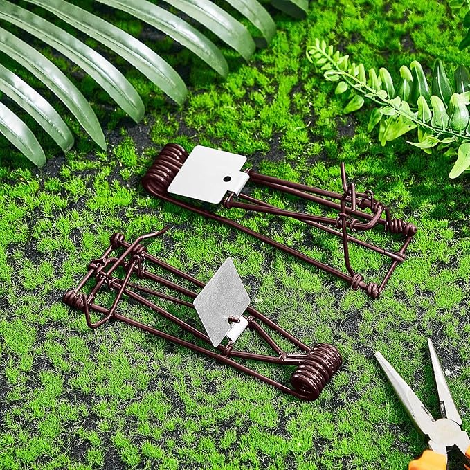 Qualirey 8 Pcs Outdoor Gopher Trap Easy Set Mole Trap Weather Resistant Gopher Killer Vole Killer for Lawn Garden Farm (Coffee)